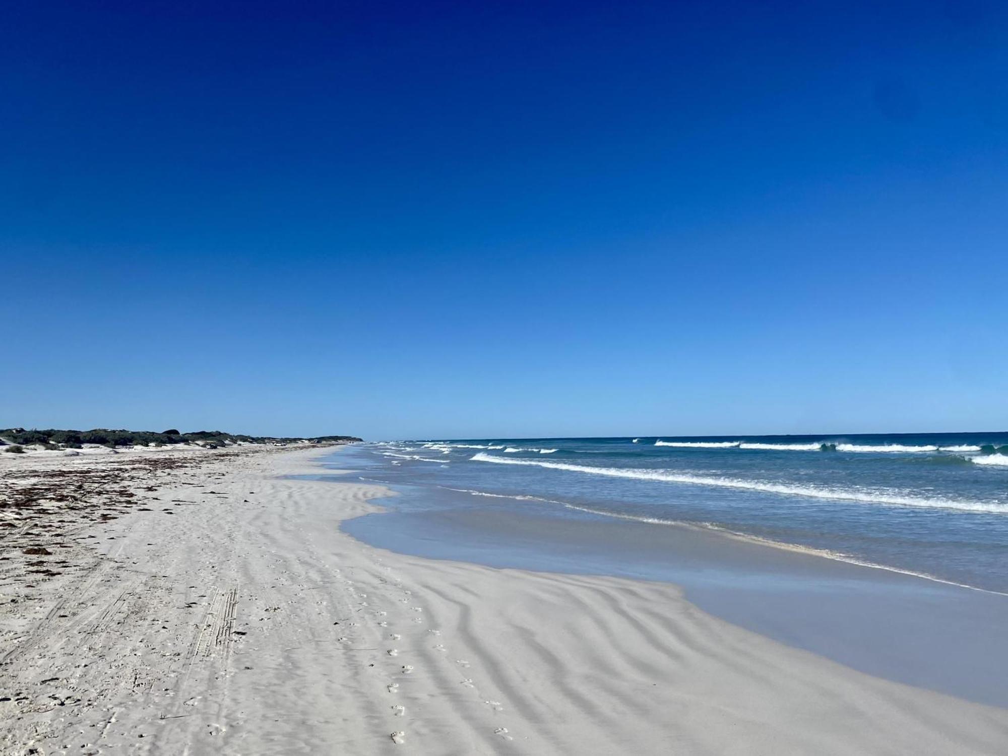 Port Denison Beach Resort Eksteriør billede